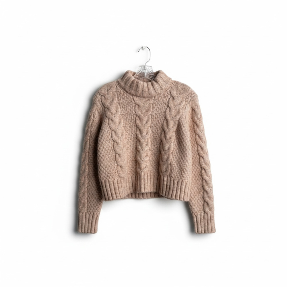 American Eagle Cropped Fisherman Chunky Cable Knit Sweater